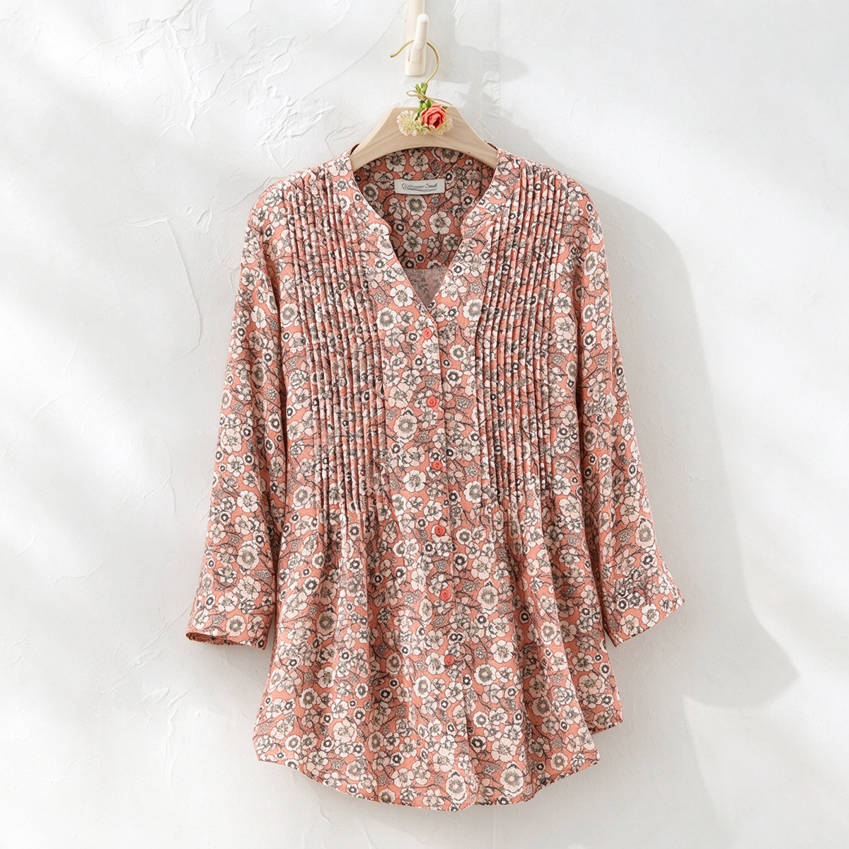 Delia | Floral pleated V-neck button notch shirt 3