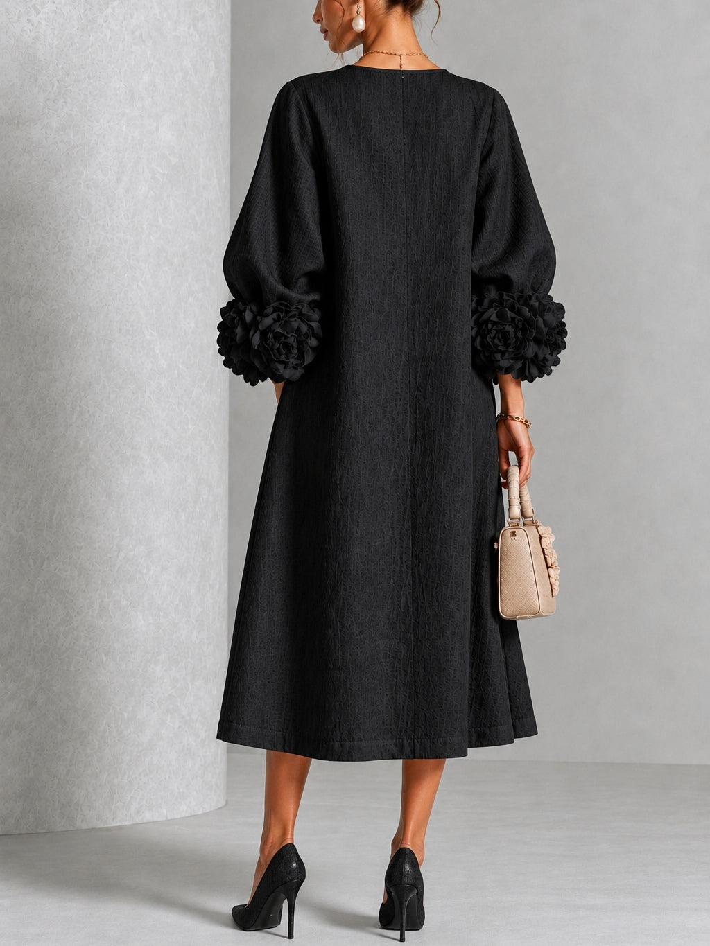 Amaya | Floral-cuff midi dress 2
